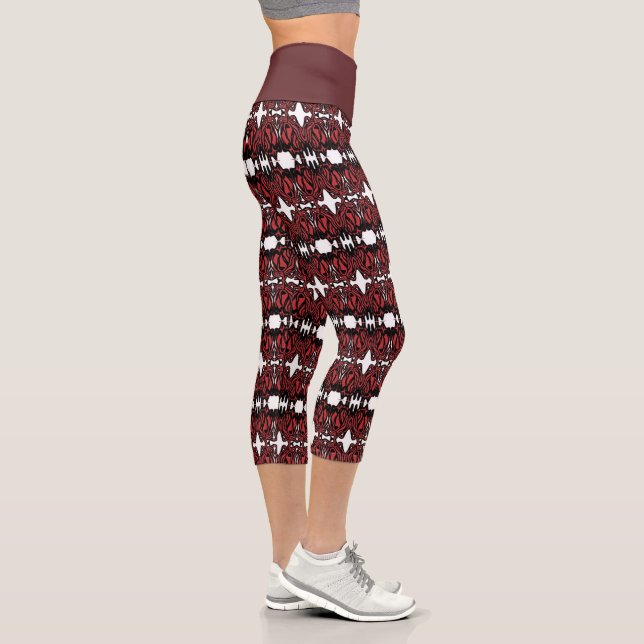 Red High Waisted Capris (Rechts)