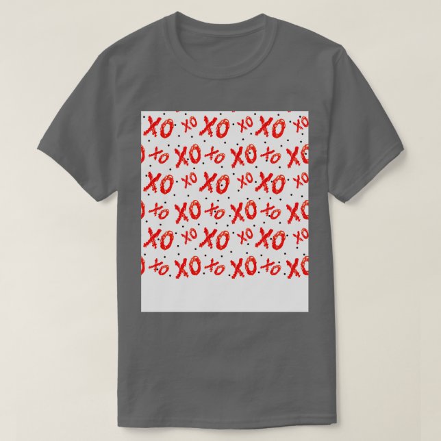 Red Hugs and Kisses Pattern T-Shirt (Design vorne)