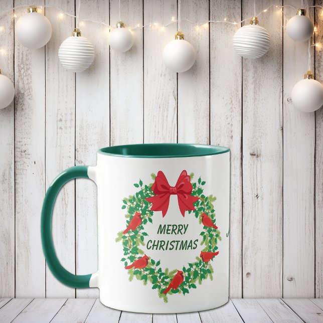Red Kardinal Holiday Wreath Personalisiert Tasse (Von Creator hochgeladen)