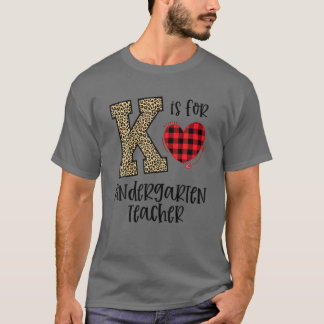 Red Kariert Heart K ist für Kindergartenlehrerin W T-Shirt