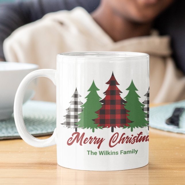Red Kariert Merry Christmas Trees Personalisiert Kaffeetasse (Von Creator hochgeladen)