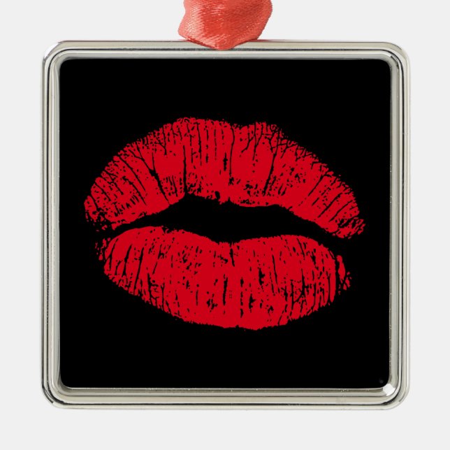 Red Kissing Lips auf schwarz Ornament Aus Metall (Vorne)
