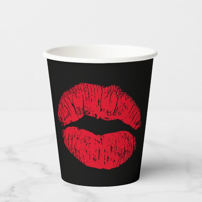 Red Kissing Lips auf schwarz Pappbecher (Vorderseite)