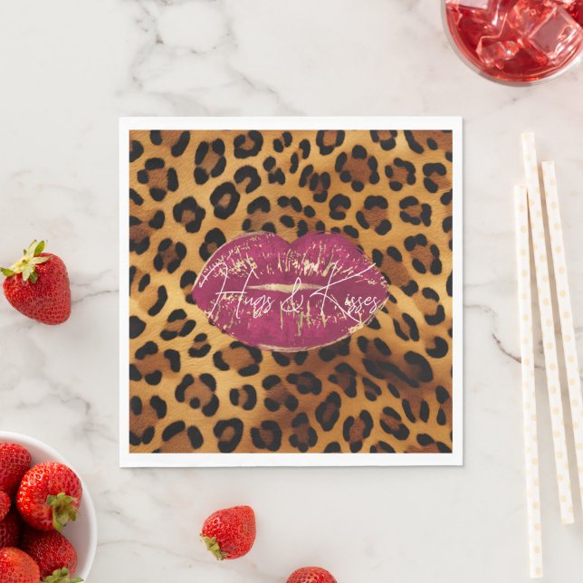 Red Lips Kiss Leopard Serviette (Beispiel)