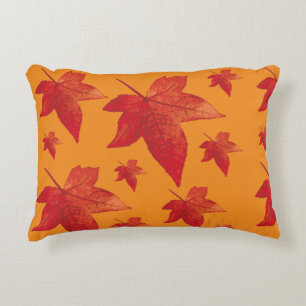 Red Maple Leaf Print Dekokissen