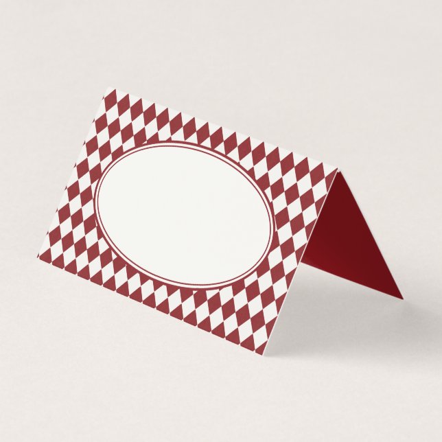 Red Merlot Harlequin Checkered Folded Place Cards (Vorderseite)
