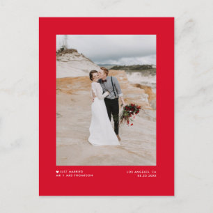Red Modern Minimalistisch Just Married Foto Hochze Ankündigungspostkarte