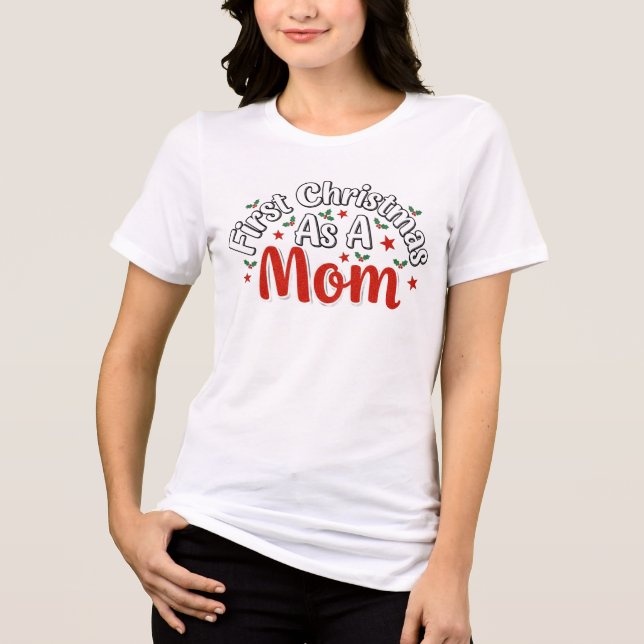 Red Mom First Christmas Shirt Design (Vorderseite)