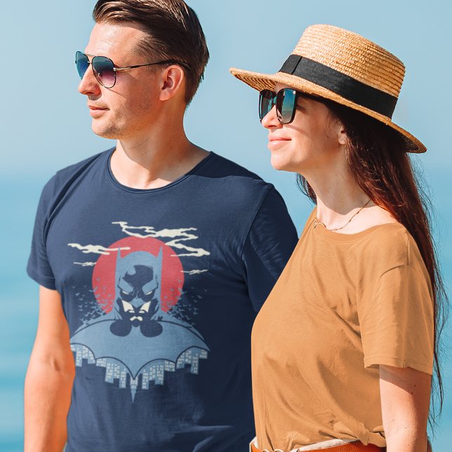 Red Moon Batman With Logo T-Shirt (Von Creator hochgeladen)