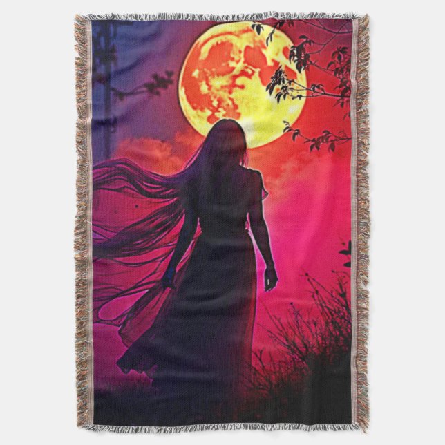 Red Moon Shadow Woman Mystery Design Decke (Vorderseite Vertikal)