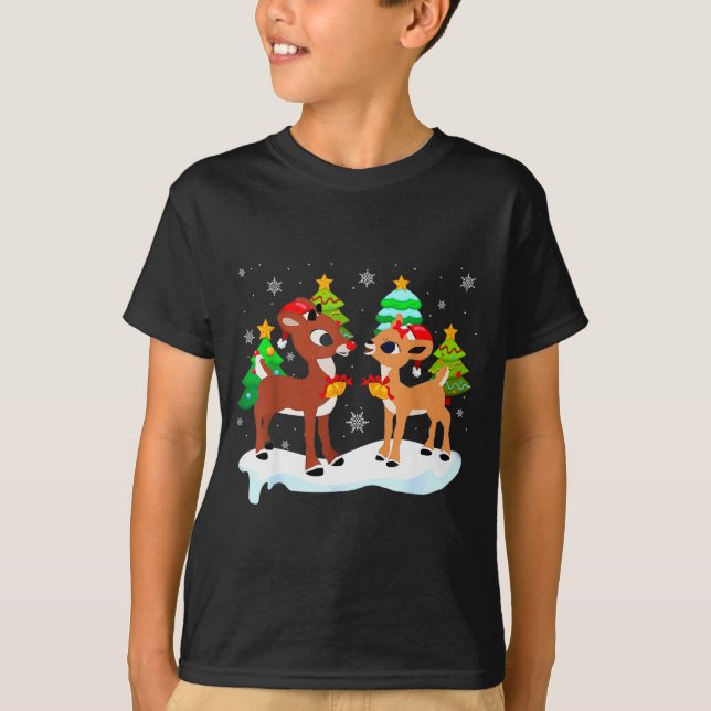 Red Nose Reindeer And Clarice Christmas Tree Kids  T-Shirt (Vorderseite)