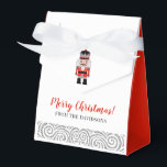 Red Nutcracker Weihnachtsfeiertag Geschenkschachtel<br><div class="desc">Eine niedliche Weihnachts-Gastgeschenk-Box. Und passen Sie es mit Ihrem Urlaub Gruß und Namen an. Entworfen für Sie von BlackBerry Boulevard.</div>