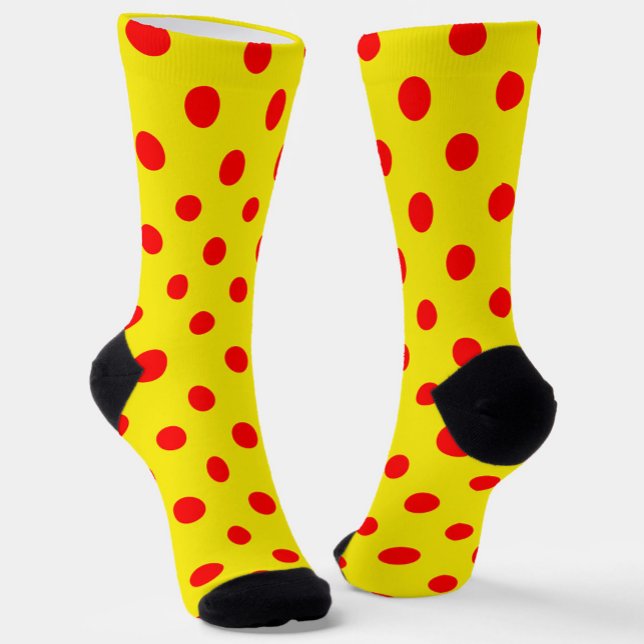 Red On Yellow Polka Dots Pattern Design  Socken (Von Creator hochgeladen)