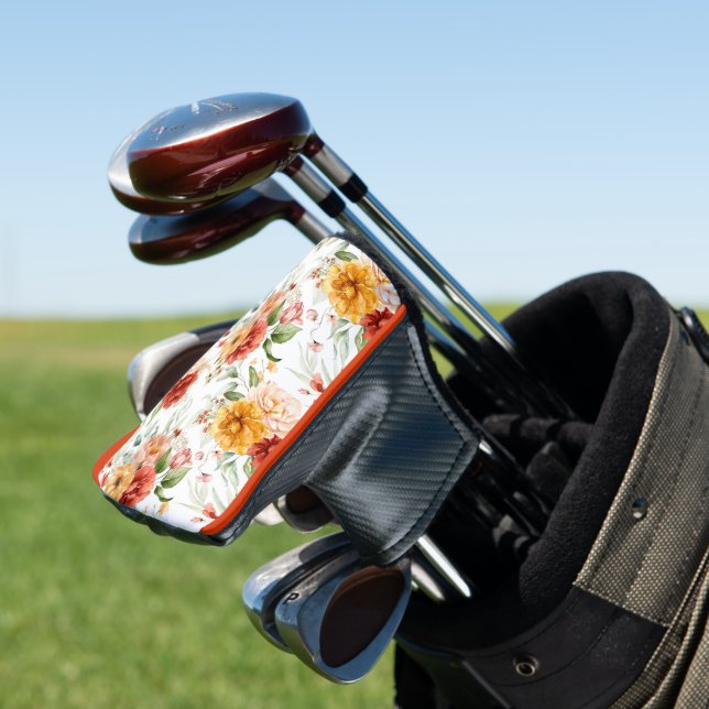 Red Peony Blume Bouquet Pattern Golf Headcover (In Situ)
