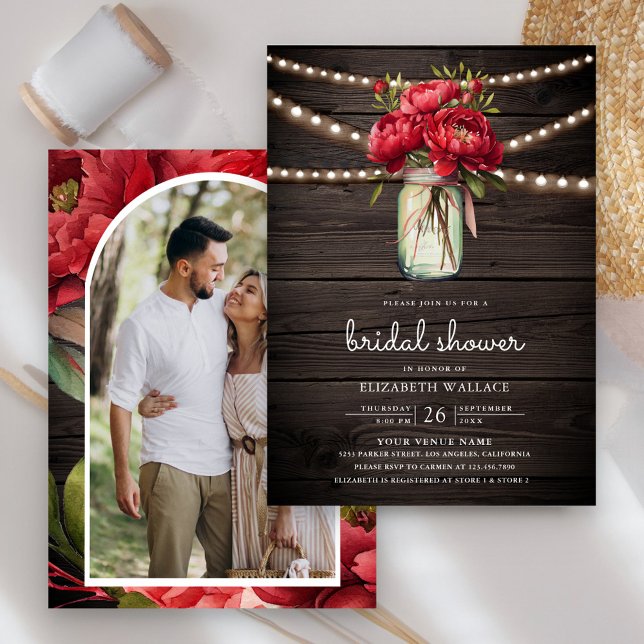 Red Peony Floral Mason Jar Barn Wood Brautparty Einladung (Von Creator hochgeladen)