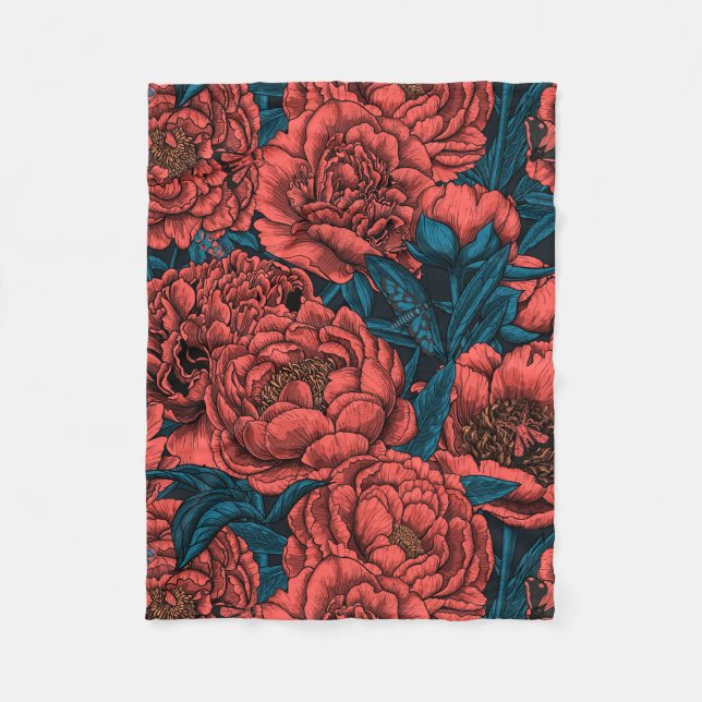Red peony flowers and moths fleecedecke (Vorderseite)