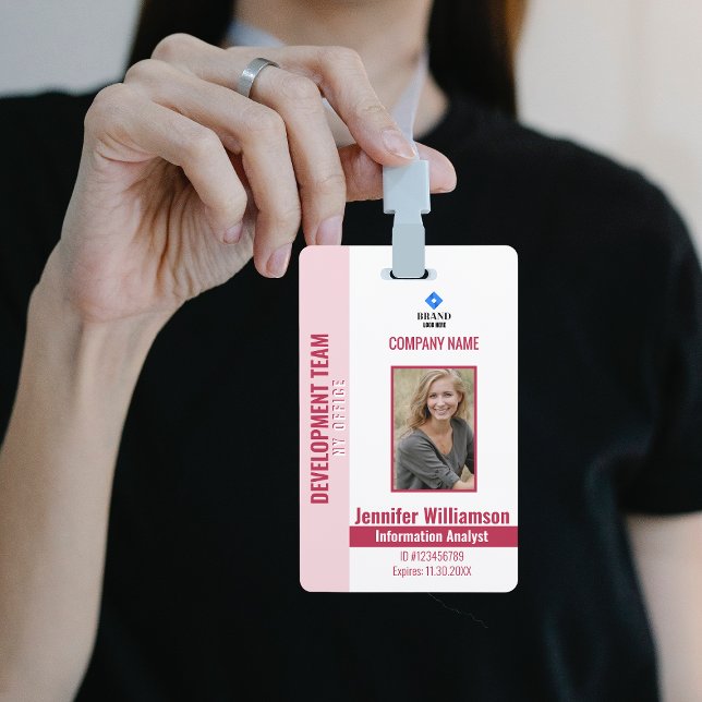 Red Pink Foto Company Security QR Code Mitarbeiter Ausweis (Von Creator hochgeladen)