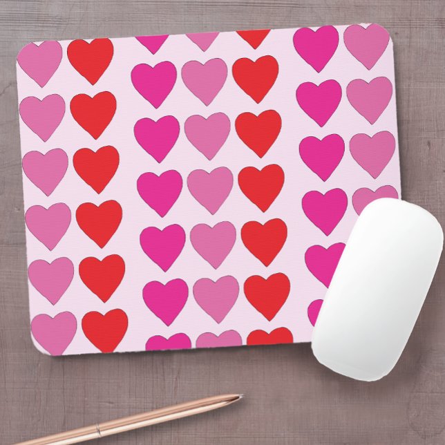 Red Pink Fuchsia Hearts Mousepad (Von Creator hochgeladen)