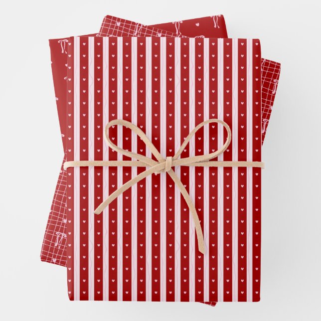 Red Pink Hand Drawn Hearts Bows Valentine’s Day Geschenkpapier Set (Beispiel)