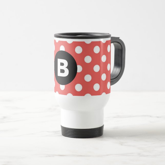 Red Polka Dot Pattern Black Monogram Reisebecher (VorderseiteRechts)