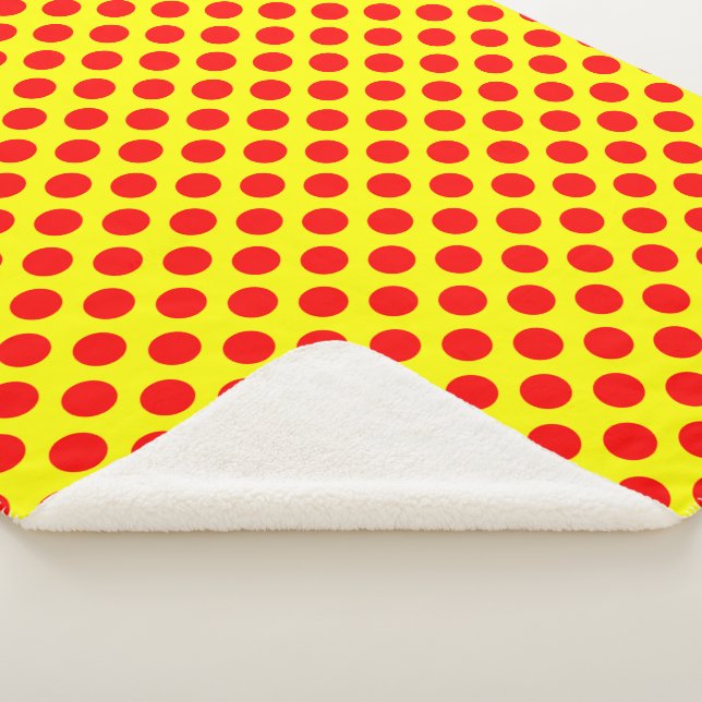 Red Polka Dots Sherpadecke (3/4)