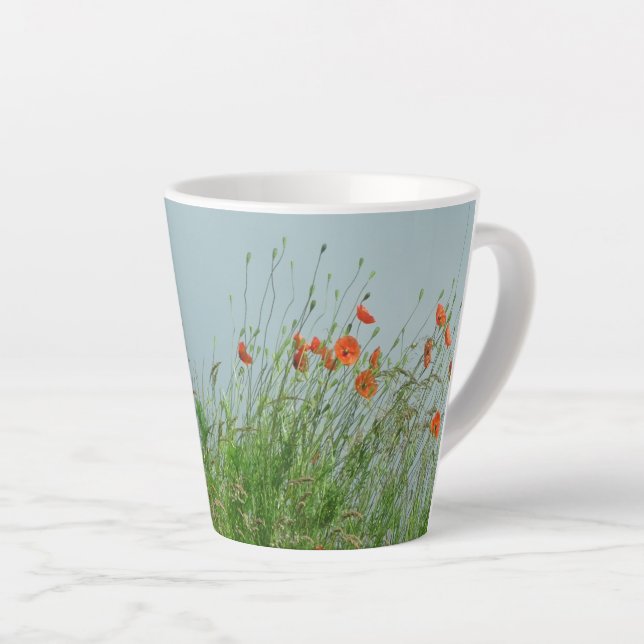 Red Poppies Blume Latte Tasse (Rechte Ecke)