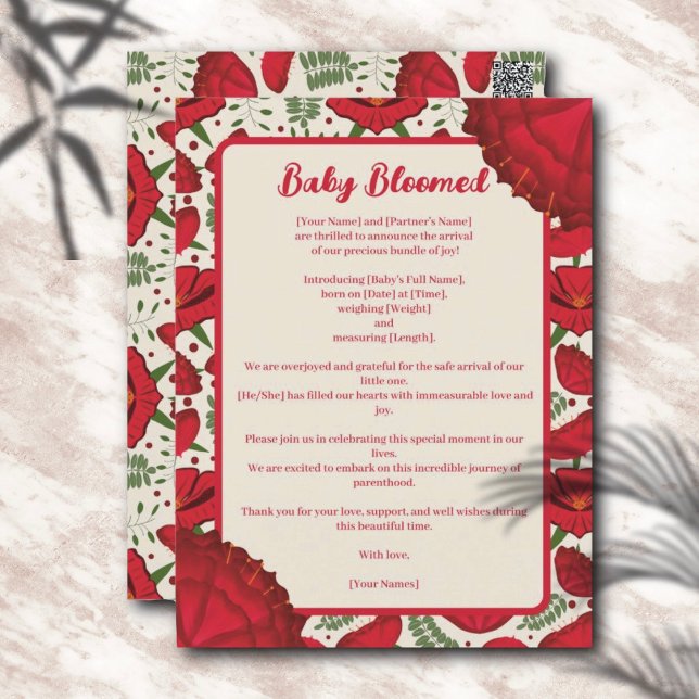 Red Poppy Baby Bloomed Birth Ankündigung Postkarte (Von Creator hochgeladen)