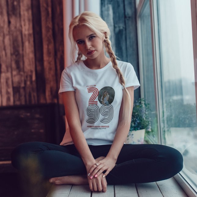 Red Retro Big Numbers Class of Senior Foto T-Shirt (Von Creator hochgeladen)
