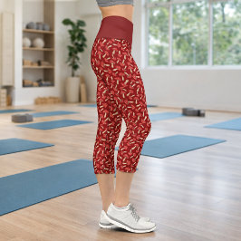 Red Retro Mushroom Pattern - Cottagecore 3/4 Yoga Capri Leggings