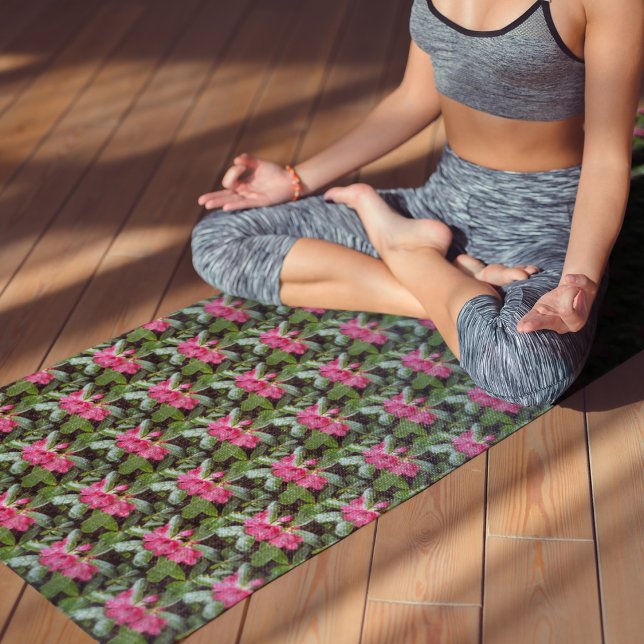 Red Rhododendrons Floral Pattern Yogamatte (In Situ (Person on Mat))