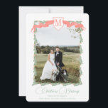 Red Ribbon Wappen Grüne Vintage Weihnachten Foto<br><div class="desc">Red Ribbon Wappen Greenery Vintage Weihnachts-Foto Weihnachtskarte. Die wunderschöne Weihnachtsfoto-Karte bietet Aquarellgrün mit einem weichen rosa Band und Wappen als Rahmen für ein Foto. Es ist perfekt,  wenn Sie eine klassische,  südliche,  großtausendjährige Weihnachtskarte suchen. Melden Sie mich für notwendige Anpassungen oder Matching-Elemente:)</div>