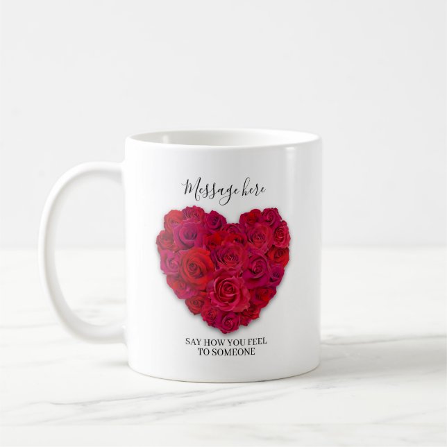 Red Rose Heart Romantic Floral Custom Text Kaffeetasse (Links)
