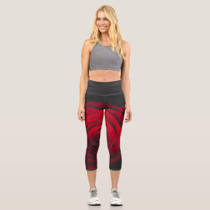 Red rose on black background vintage effect capri leggings