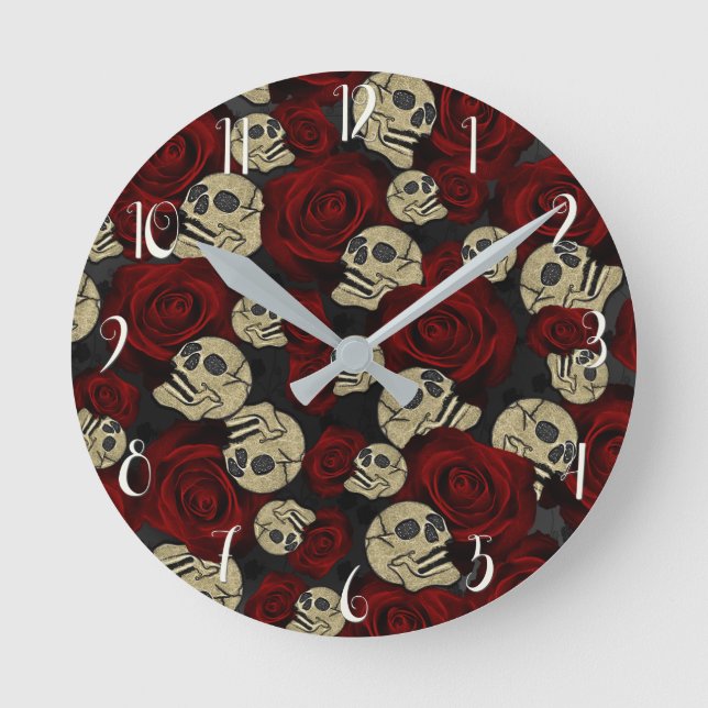 Red Roses & Skulls Grey Black Floral Gothic Runde Wanduhr (Vorderseite)