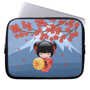 Red Sakura Kokeshi Doll - Niedlich Geisha Girl Laptopschutzhülle