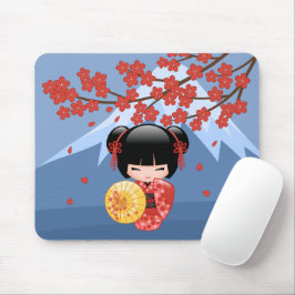Red Sakura Kokeshi Doll - Niedlich Geisha Girl Mousepad