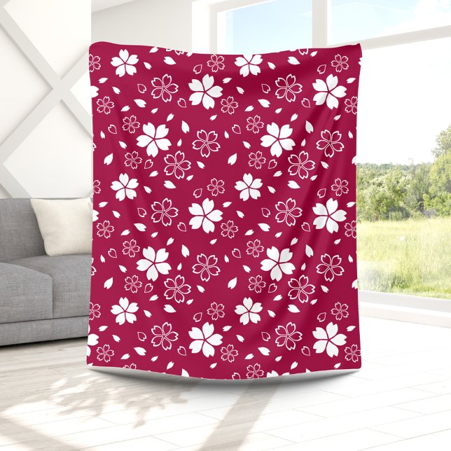 Red Sakura Pattern Fleece Blanket (Von Creator hochgeladen)