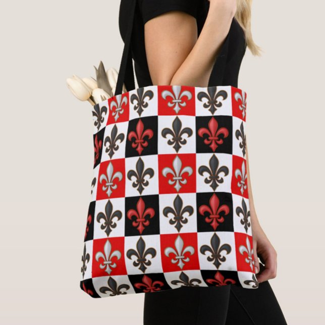 Red Schwarz-weiß Checkered Fleur-de-lis-Design (Von Creator hochgeladen)