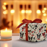 Red Schwarz-weiß Christmas Dogs Theme Pattern Geschenkpapier<br><div class="desc">Ein fröhliches Urlaubsmuster in Rot,  Schwarz und Weiß mit niedlichen Weihnachtswelpen und Weihnachtssymbolen in einem nahtlosen Muster. Wer würde nicht Liebe,  ein Geschenk alles in den niedlichsten Ferien Welpen verpackt zu bekommen.</div>