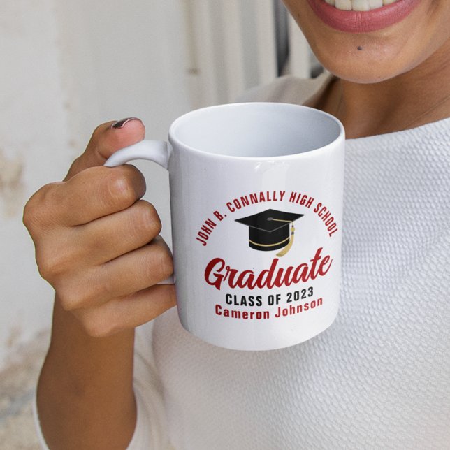 Red Script Graduate Custom Abschluss Gift Kaffeetasse (Von Creator hochgeladen)