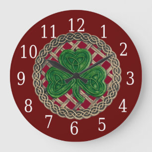 Red Shamrock And Celtic Knots Round Clock Große Wanduhr