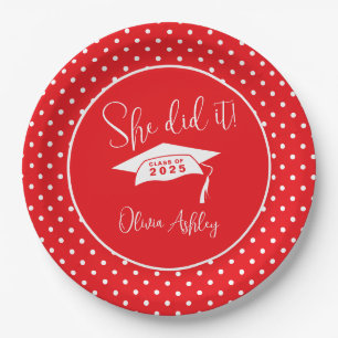 Red Sie hat es Abschluss gemacht Pappteller
