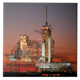 Red Sky for Space Shuttle Atlantis Start Fliese