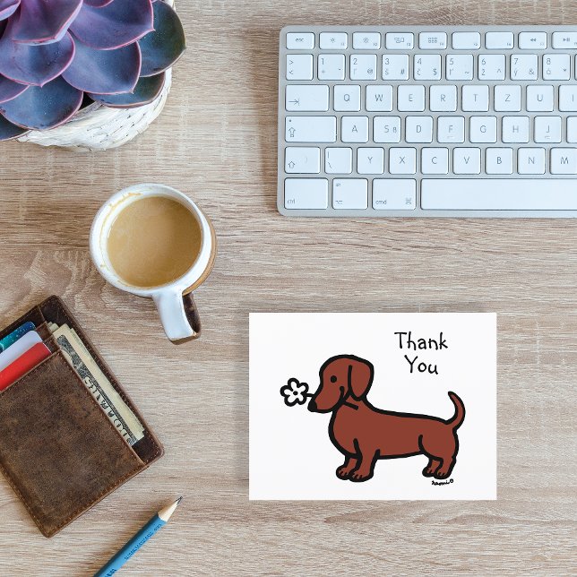 Red Smooth Hair Dackel Tiny Blume Danke Postkarte (Red Smooth Haired Dachshund Tiny Flower Thank You Card for Doxie fans.  Cute sausage dog cartoon.)