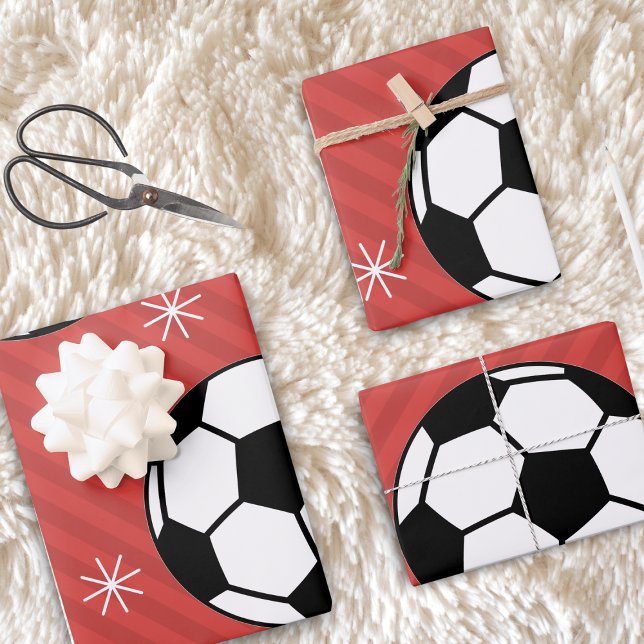 Red Soccer Weihnachten gestreift festlicher Ball & Geschenkpapier Set (Von Creator hochgeladen)