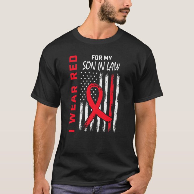 Red Son In Law Heart Disease Awareness Flag Matchi T-Shirt (Vorderseite)