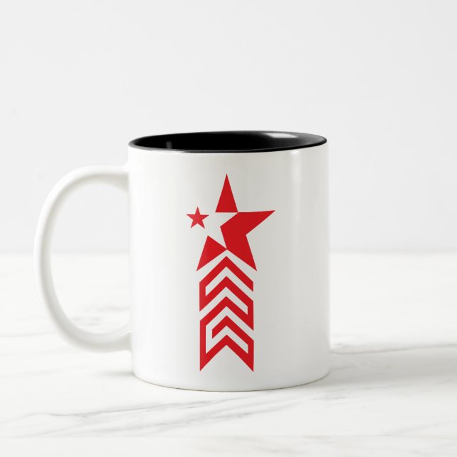 Red Star with Chevron Arrows Zweifarbige Tasse (Links)