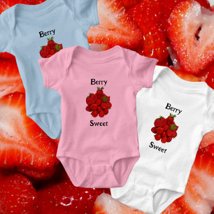 Red Strawberries Berry Sweet Fotografy Baby Strampler