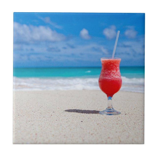 Red Strawberry Drink am Sandy Beach Fliese (Vorderseite)