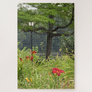 Red Taglilien Hartford Connecticut Riverfront Puzzle